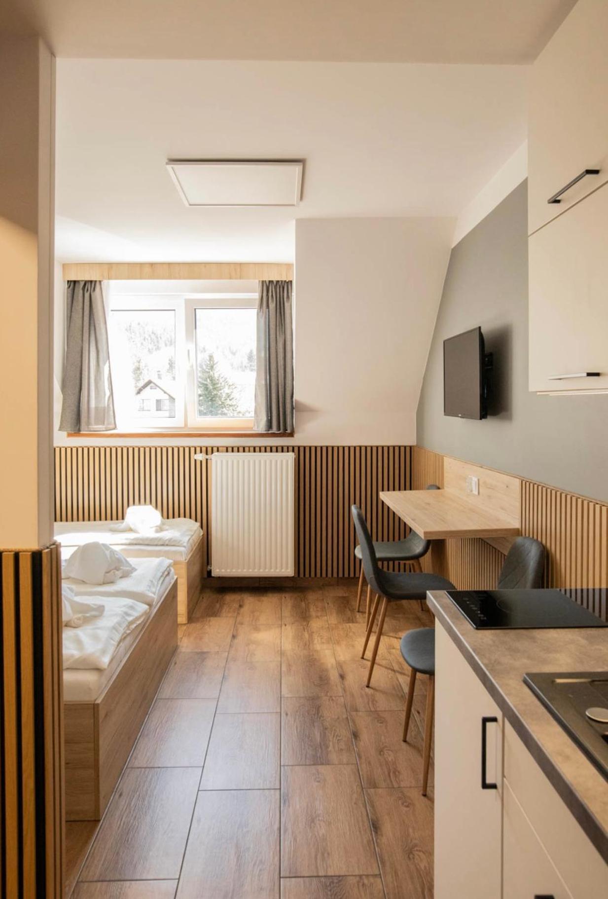 Hotel U Kociana Trojanovice Buitenkant foto